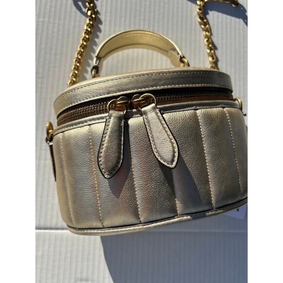 Coach | Gold Trail Crossbody Bag with Quilting - Picture 12 of 16